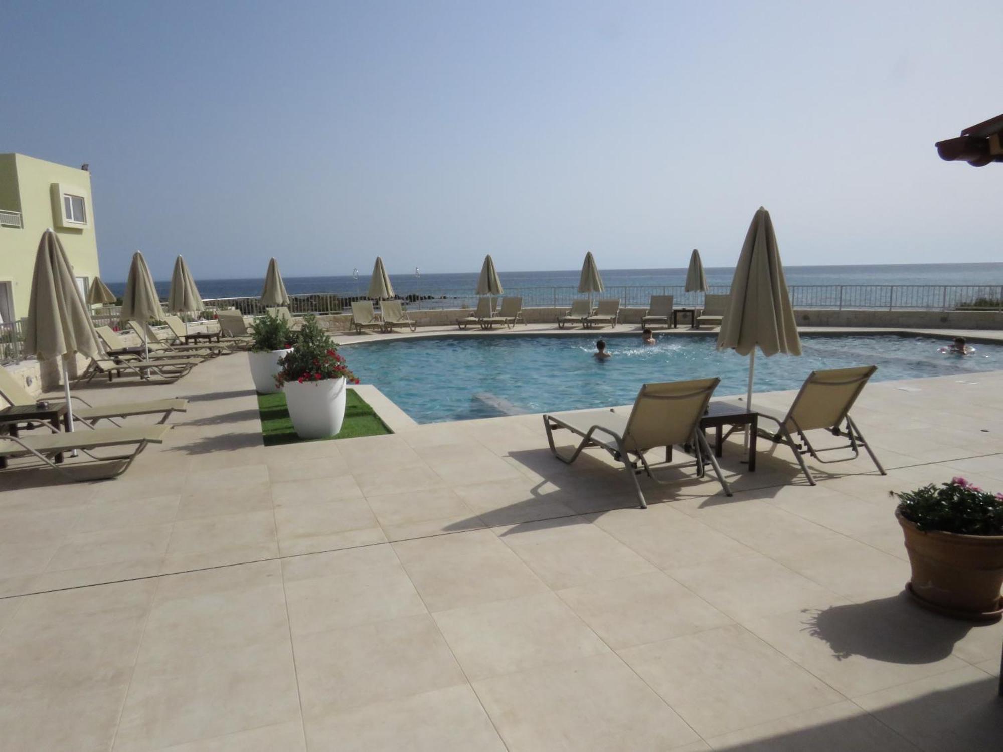 Blue Beach Villas Apartments Stavrós Dış mekan fotoğraf