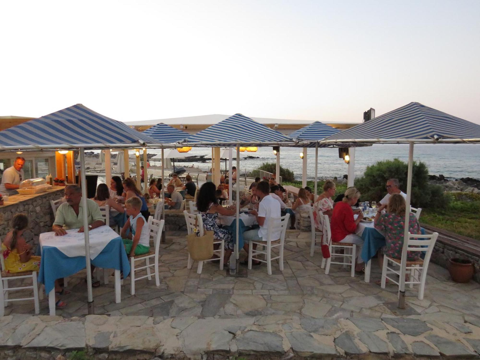 Blue Beach Villas Apartments Stavrós Dış mekan fotoğraf